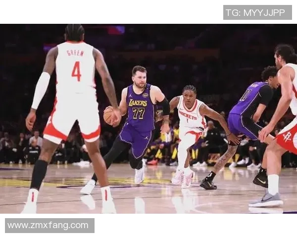 热火与湖人总决赛第五场精彩直播回顾与分析