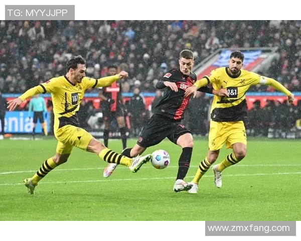 10月4日拜仁慕尼黑对阵多特蒙德精彩比赛录像回顾与分析