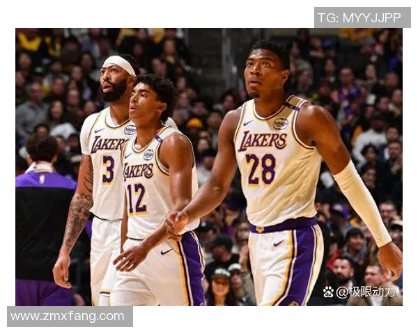 湖人对决开拓者精彩直播回顾及赛后分析八月十九日全景报道